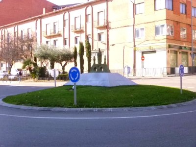 Benavente, rotonda 1