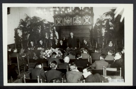 Benelux persconferentie in de Rolzaal te Den Haag. De Luxemburgse premier Bech a, Bestanddeelnr 121-0370