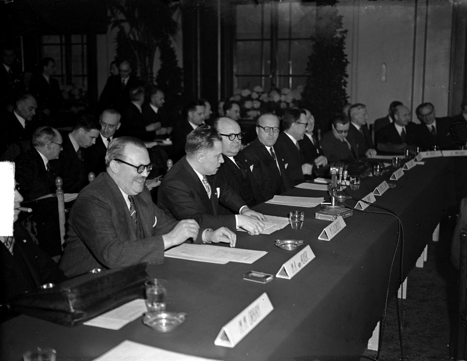 Benelux-conferentie in Den Haag van 10 tm 12 maart 1949 in de vergaderzaal van , Bestanddeelnr 903-2603