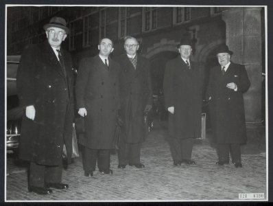 Benelux-conferentie in Den Haag van 10 tm 12 maart 1949. De Luxemburgse delegat, Bestanddeelnr 121-0390