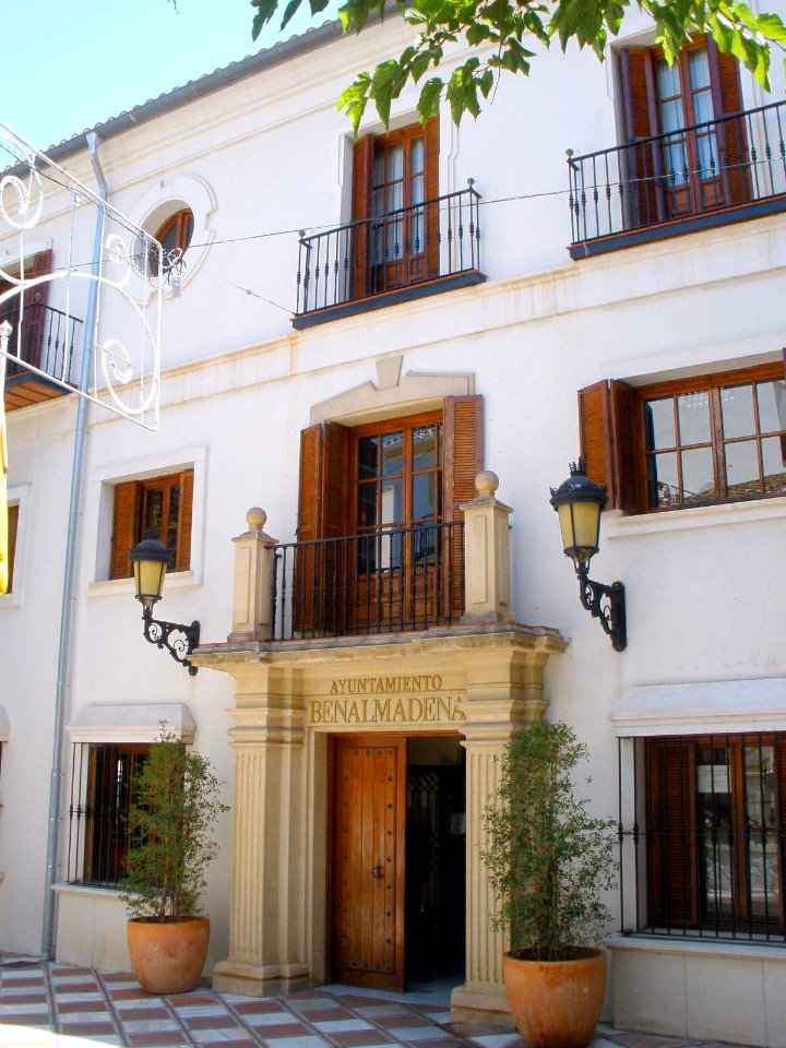 Benalmádena Pueblo, Ayuntamiento de Benalmádena 1