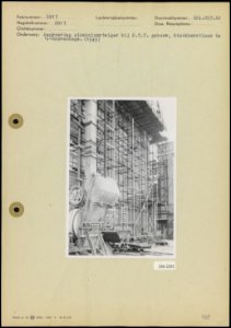 Beproeving test van een aluminium steiger bij het PTT-gebouw aan de Binckhors…, Bestanddeelnr 256-2252