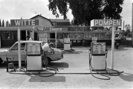 Benzineoorlog i.v.m. loslaten maximale benzineprijs 1 augustus a.s. witte po, Bestanddeelnr 932-2590