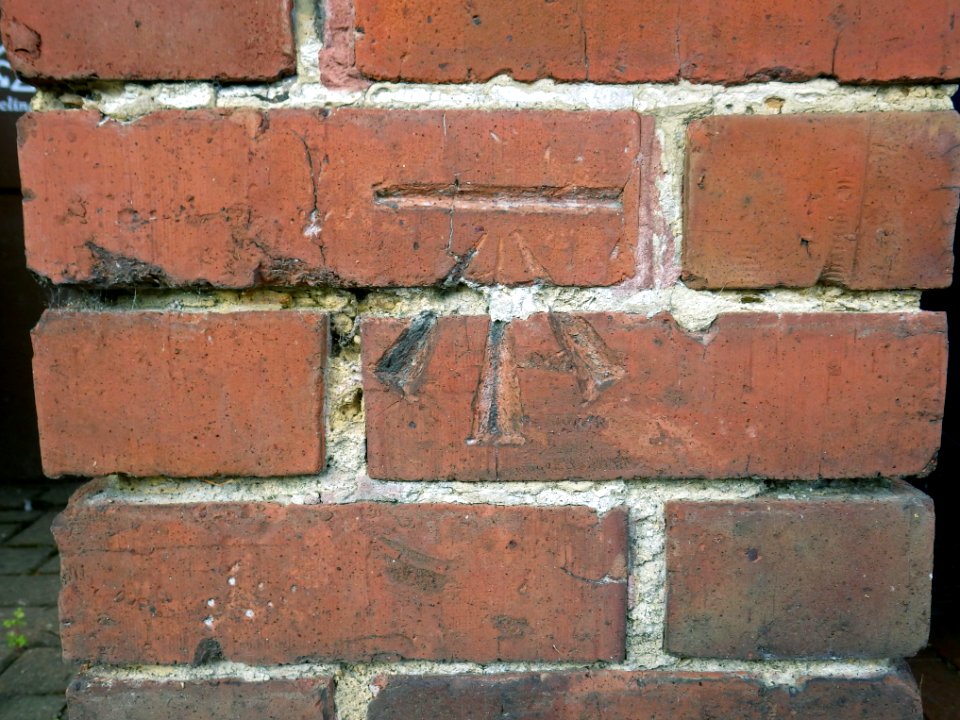Benchmark, Wall, 37 Sutherland Avenue