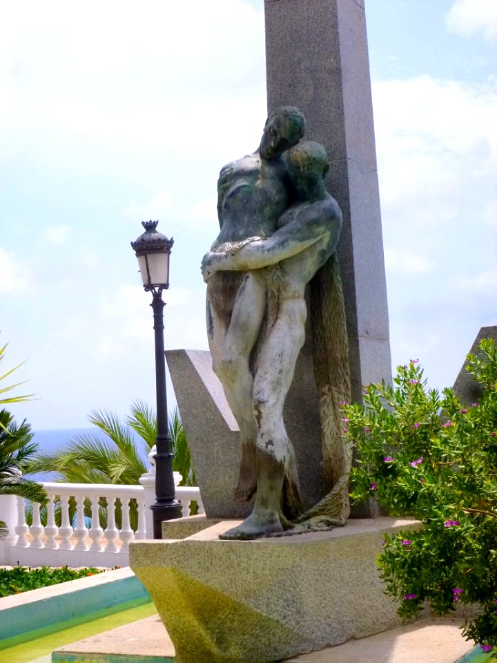 Benidorm - Plaza de la Señoría 2