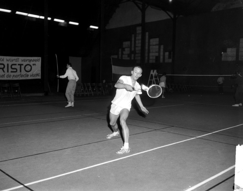 Benelux badmintontoernooi in tennispark Marlot te Den Haag Roger Ducate (Belgie), Bestanddeelnr 917-3456
