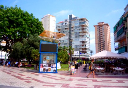 Benidorm - Plaza de la Hispanidad 1