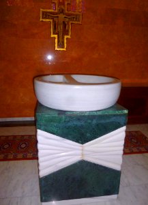 Benidorm - Parroquia de San Francisco de Asís, interior 06