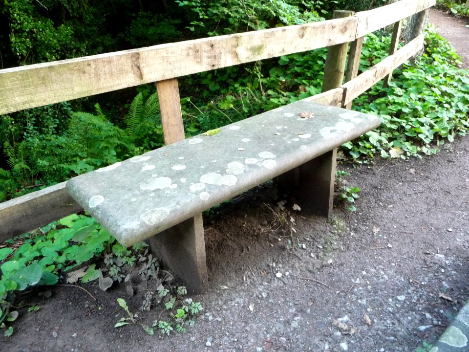 Benches in Hay-on-Wye 02