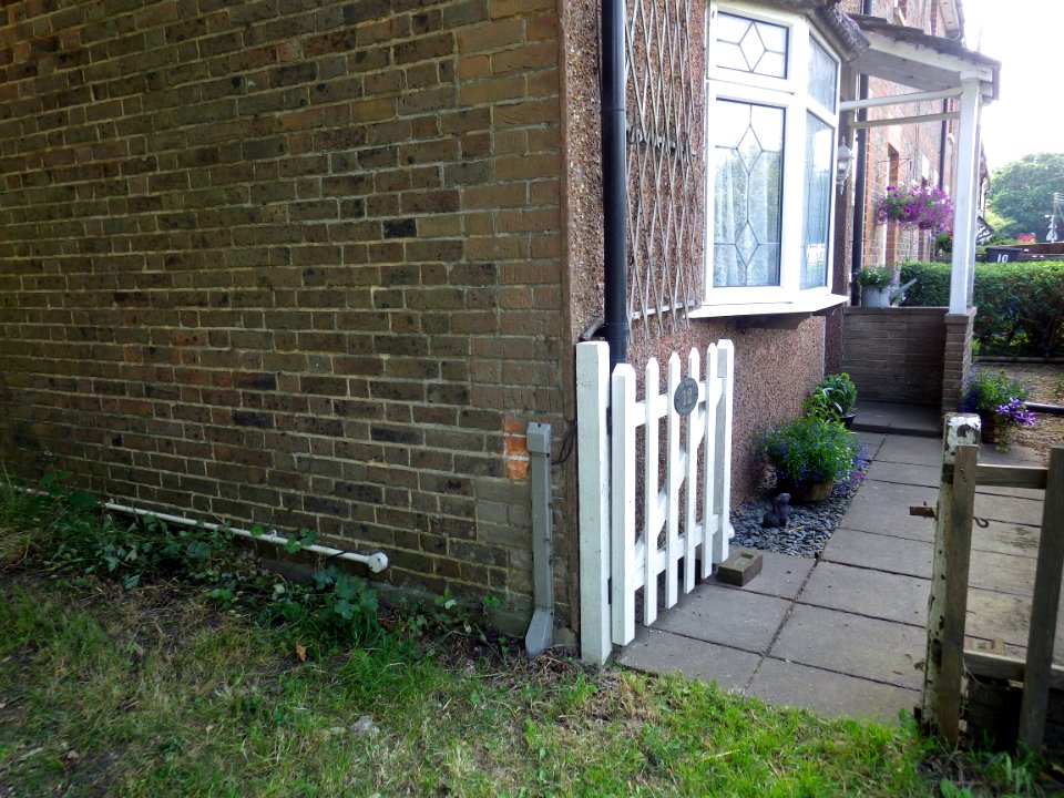Benchmark, 12 St. Mary's Cottages, Ninfield Road, Bexhill (2)
