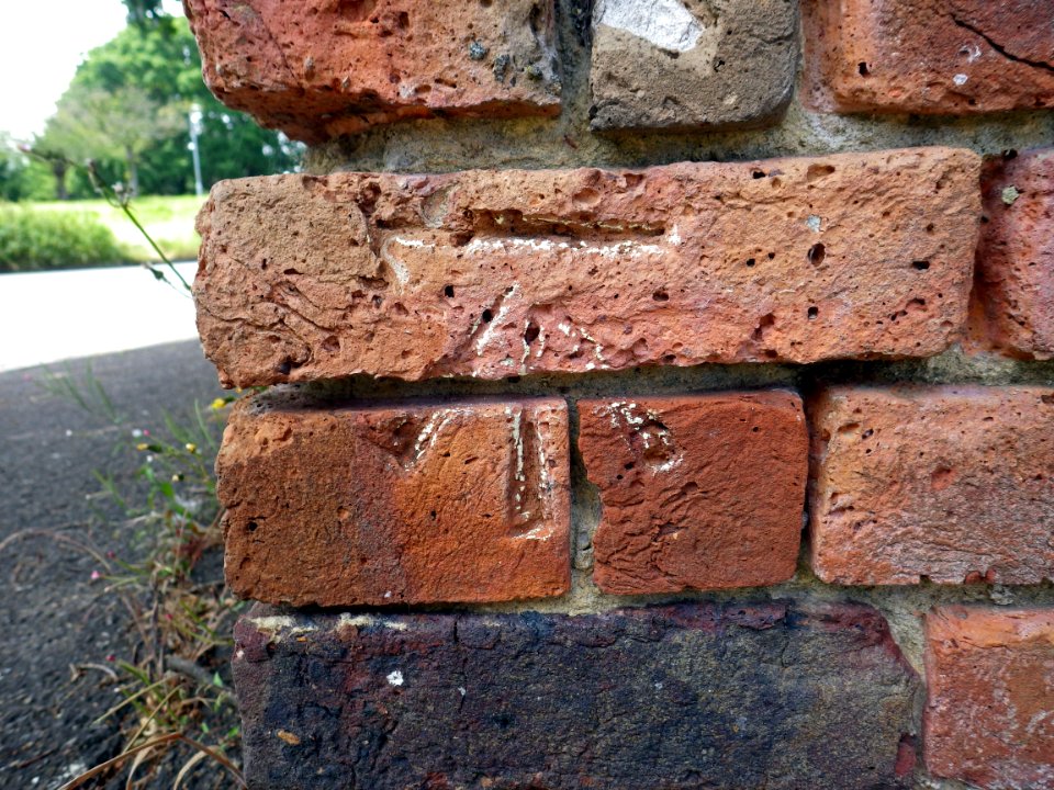 Benchmark, Building, Chantry Avenue, Bexhill
