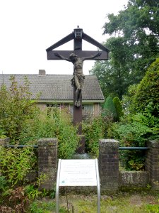 Berghem (Oss, NL) wegkruis bij Burg.v.Erpstraat 55