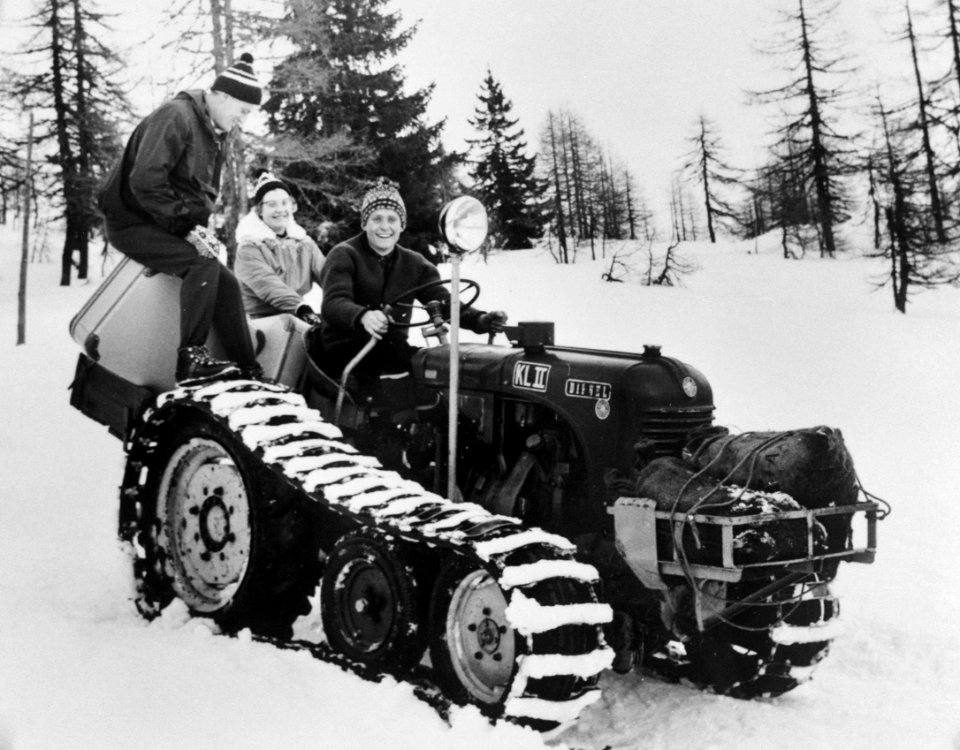 Bergtaxi in het Salzkammergut, Bestanddeelnr 914-7013 (cropped)