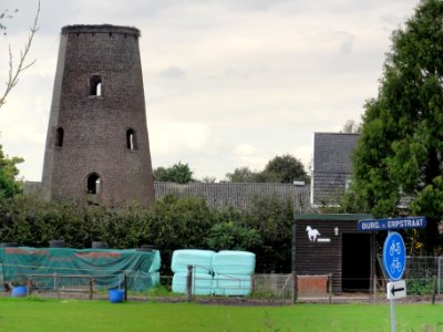 Berghem (Oss) molenromp Halve Morgenstraat