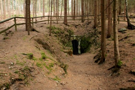 Bergwerk Mittlerer Schmutzler Stollen 01