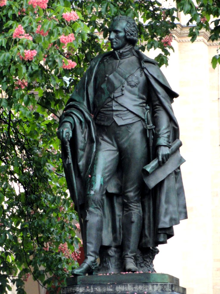 Benjamin Thompson, by Caspar von Zumbusch, Munich - DSC08250