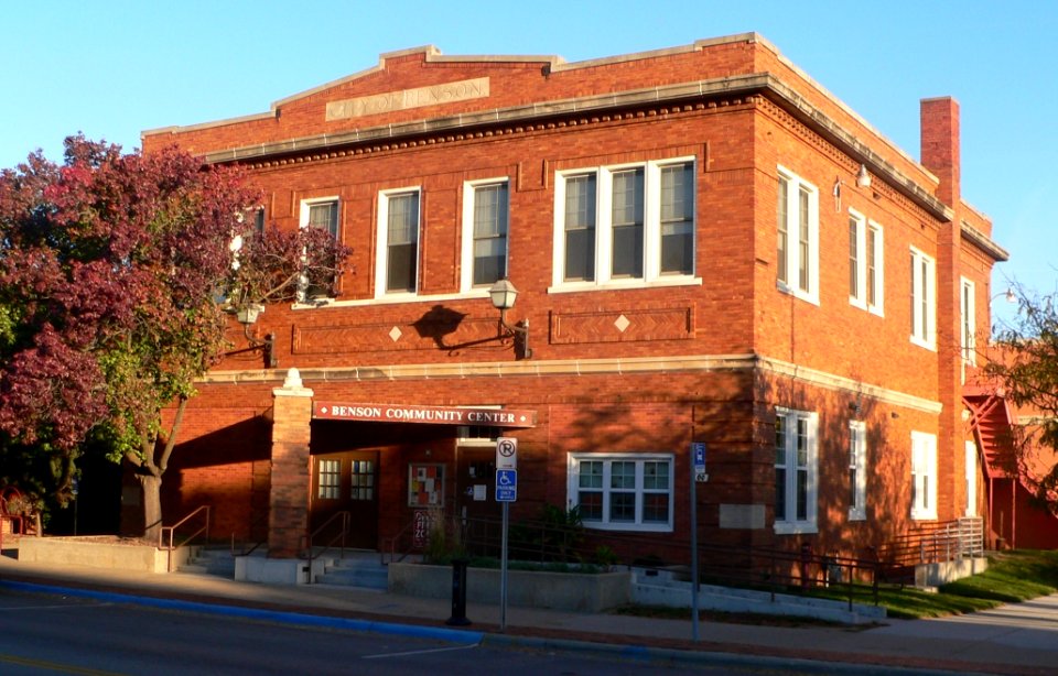 Benson Community Center (Omaha 60 St x Maple) from SE 1
