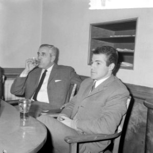 Bennie Muller en Jan Jongbloed voor strafcommissie, Bennie Muller met voorzitter, Bestanddeelnr 917-3931