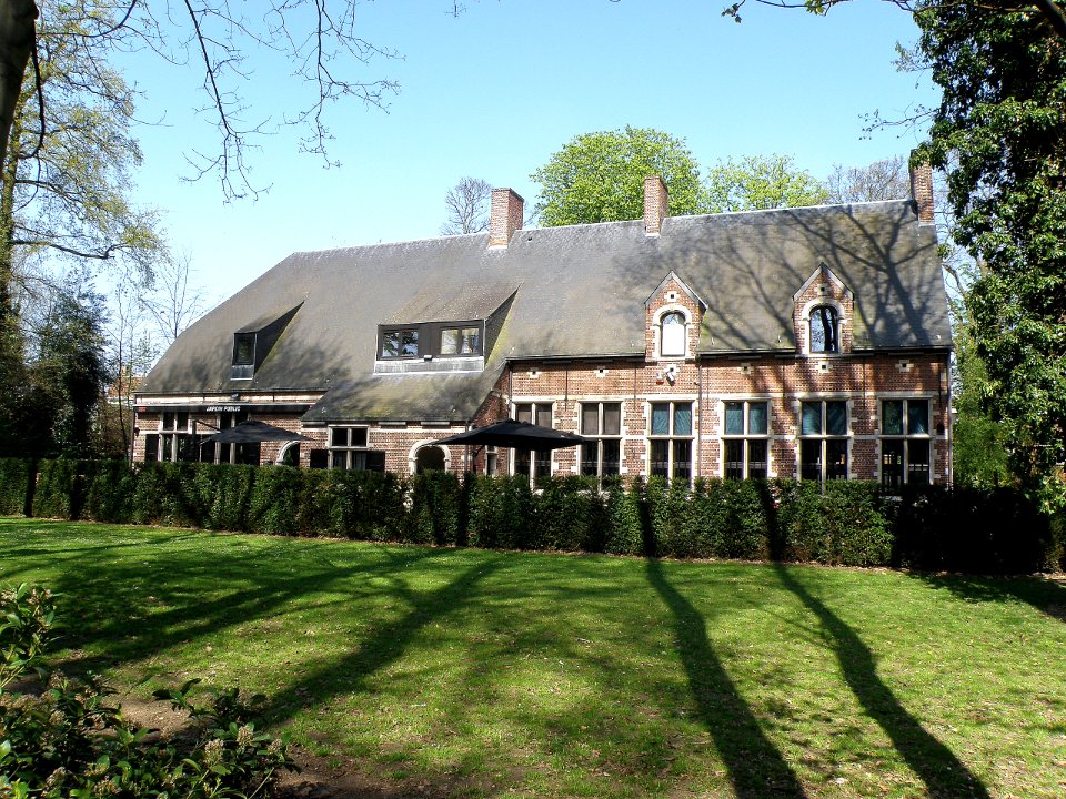 Berchem Hof van Nauwelaerts2