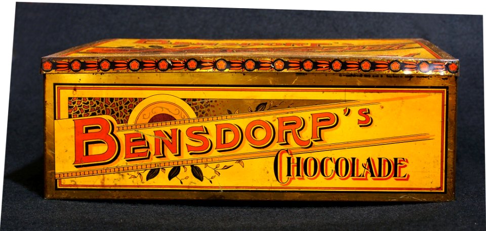 Bensdorps chocolade blik (geel), foto1