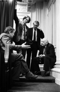 Beraad van de PvdA-kamerleden, v.l.n.r. Van Dam, Kombrink, Meijer en Den Uyl, Bestanddeelnr 932-4176