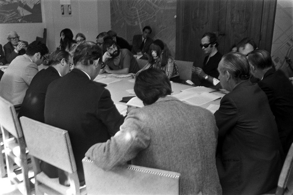 Beraad over samenstelling College van Burgemeester en Wethouders met afgevaardig, Bestanddeelnr 923-7438