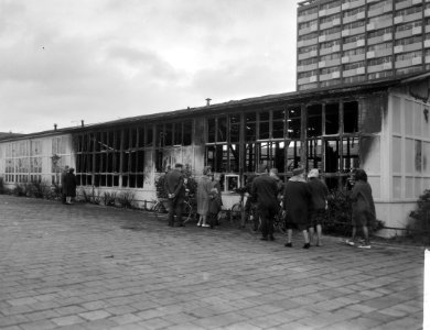 Bennebroekschool in brand in de A. Schelfhoutstraat te Amsterdam. De Bennebroeks, Bestanddeelnr 914-9107