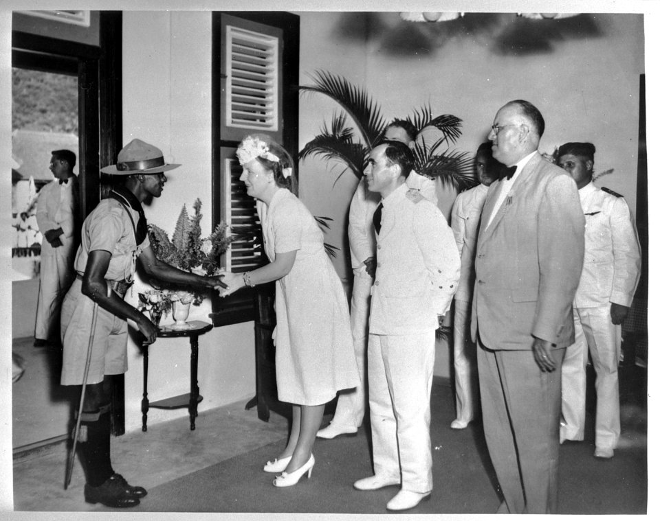 Bezoek van prinses Juliana aan West-Indië (februari-maart 1944). St. Maarten, Bestanddeelnr 935-1540