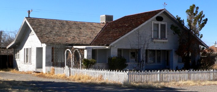Benjamin E. Briscoe house (Willcox, AZ) from SE 1