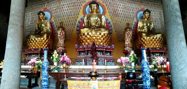 Bhaisajyaguru (left), Gautama Buddha (meddle), Amitābha (right), Miyin Temple, 12 February 2018, picture6