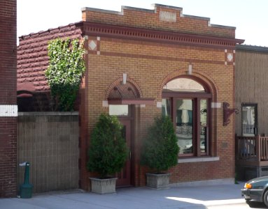 Bennington State Bank from NE 2