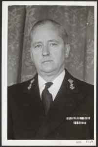Benoemingen, portretten, marine, officieren, willigen j j, Bestanddeelnr 094-0529