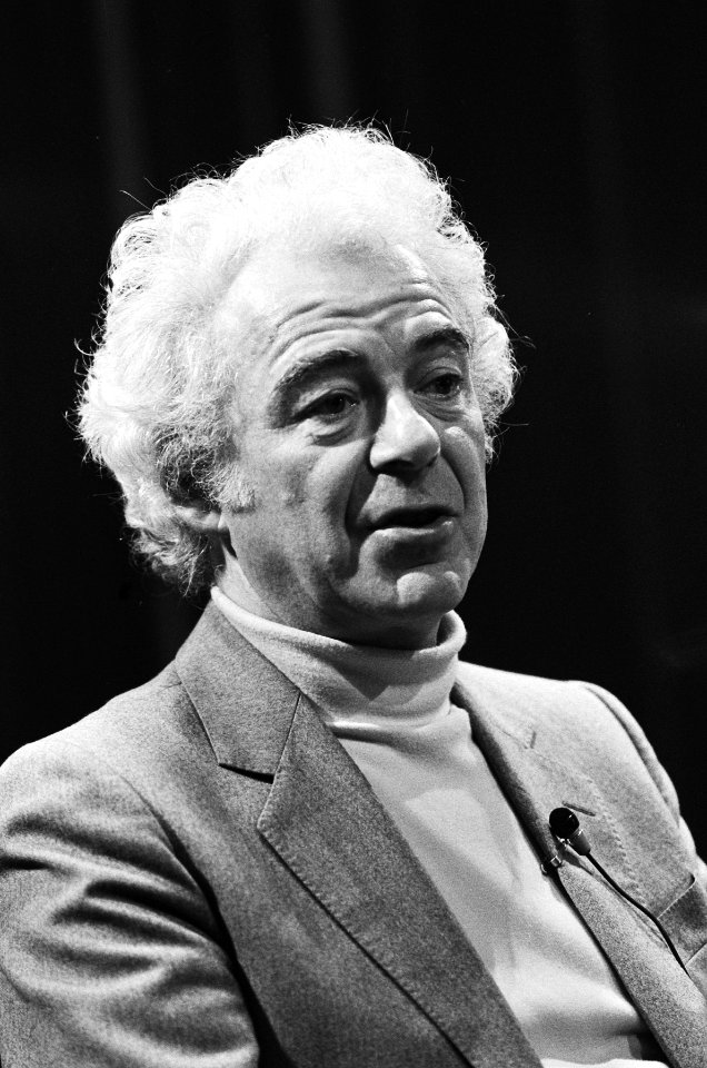 Benjamin Creme tijdens lezing in RAI congrescentrum na demonstratie Vrede door , Bestanddeelnr 932-1198