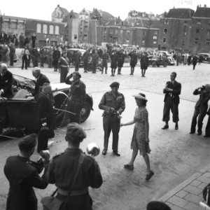 Bezoek van veldmaarschalk Montgomery aan Amsterdam., Bestanddeelnr 900-6882