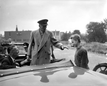 Bezoek veldmaarschalk Montgomery aan Nijmegen en Arnhem, Bestanddeelnr 907-9513
