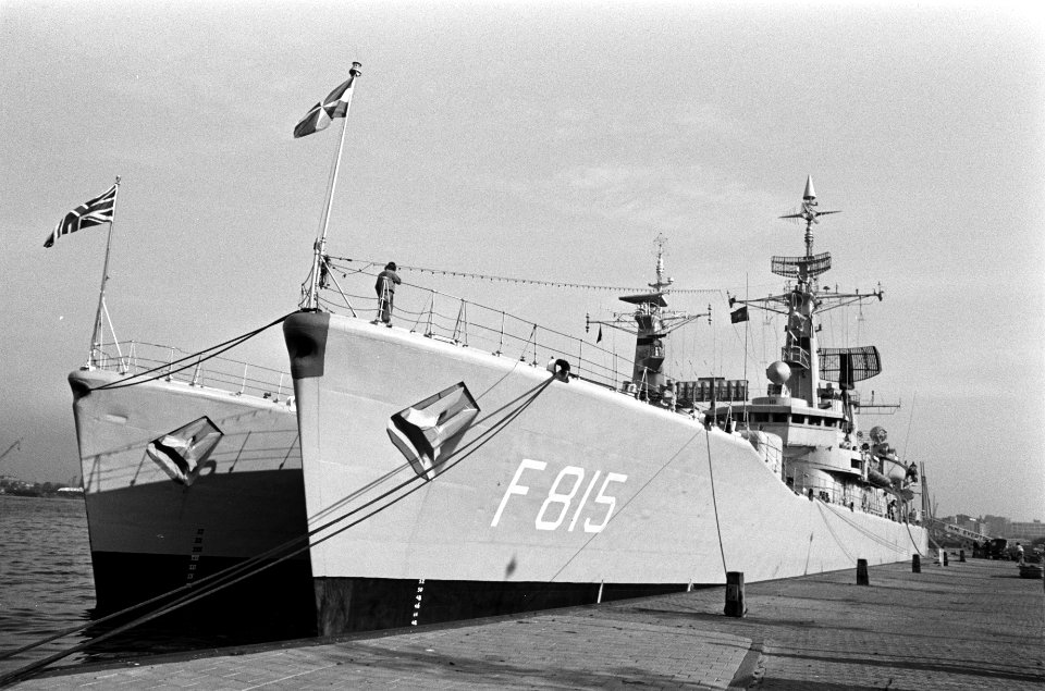 Bezoek Nato-oorlogsschepen in Amsterdam schepen van de Standing Naval force, Bestanddeelnr 928-2445