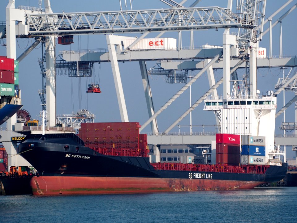 BG ROTTERDAM - IMO 9232979 - Callsign V2DA3, Amazonehaven, pic2