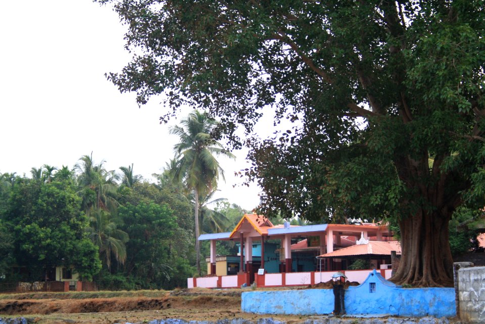 Bhajana Mathom at Anjumoorty