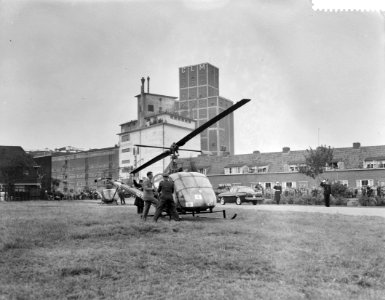 Bezoek van Prins Bernhard aan de N.V. Rotterdamse Beton en Aannemingsmij. voorhe, Bestanddeelnr 909-8852