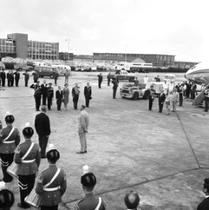 Bezoek President Bourguiba van Tunesie aankomst Schiphol, Bestanddeelnr 919-3239