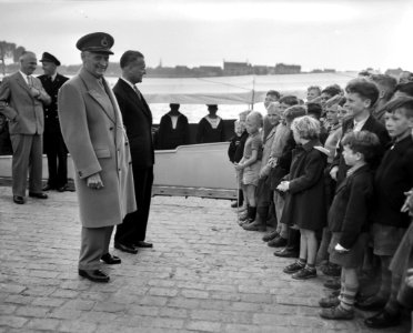 Bezoek veldmaarschalk Montgomery aan Nijmegen en Arnhem, Bestanddeelnr 907-9512