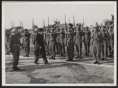 Bezoek van winston churchill aan nederland een jaar na de bevrijding anefo fotos, Bestanddeelnr 078-1251