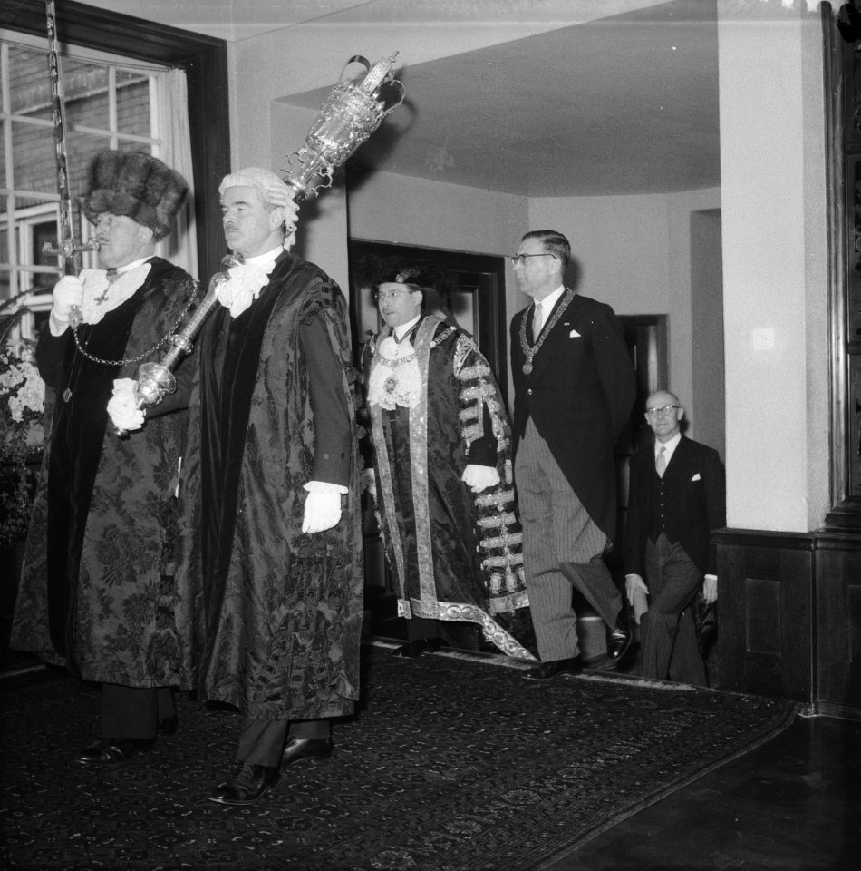 Bezoek Lord Mayor aan Amsterdam Burgemeester Van Hall en de Lord Mayor, Bestanddeelnr 912-4023