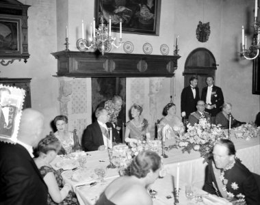Bezoek Luxemburgs groot-hertogelijk paar. Derde dag. Haarlem (Diner), Bestanddeelnr 907-8123