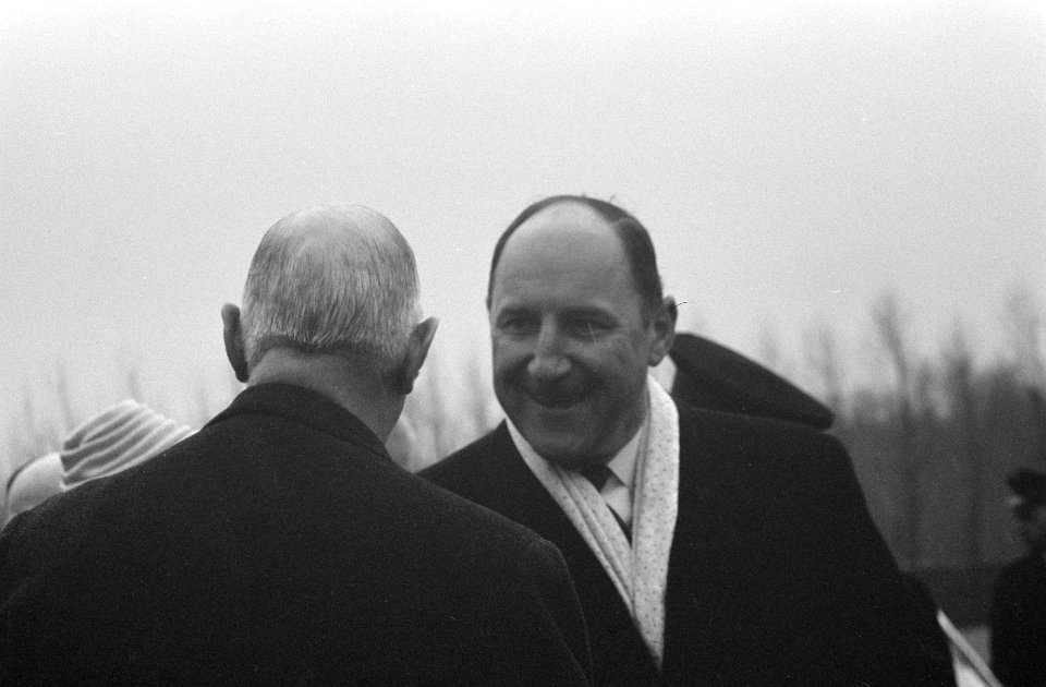 Bezoek President De Gaulle aan Nederland. Nr. 12, De Gaulle (kop), nr. 13 De Gau, Bestanddeelnr 914-9331