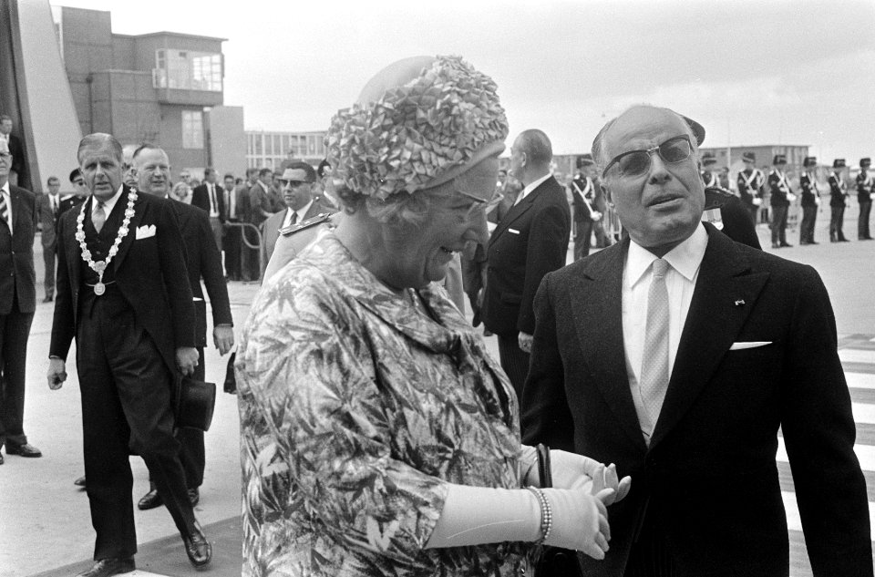 Bezoek President Bourguiba van Tunesie aankomst Schiphol, Bestanddeelnr 919-3244