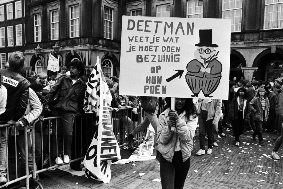 Bezuinigingen, omderwijs, leerlingen, betogingen, Bestanddeelnr 932-5246