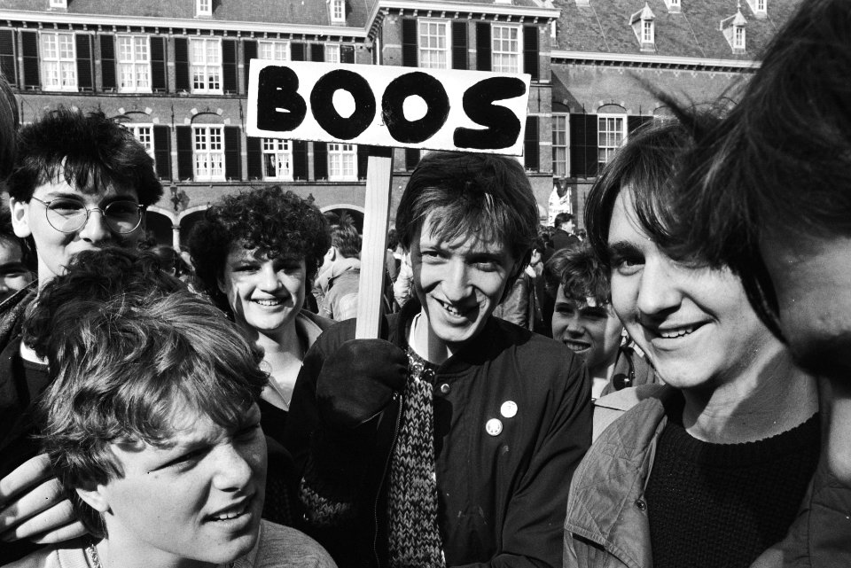 Bezuinigingen, omderwijs, leerlingen, betogingen, Bestanddeelnr 932-5245