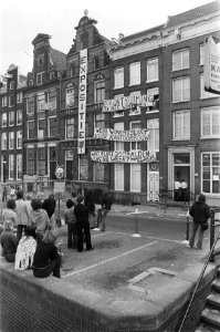 Bezette panden Oude Turfmarkt door politie ontruimd, Bestanddeelnr 928-7378