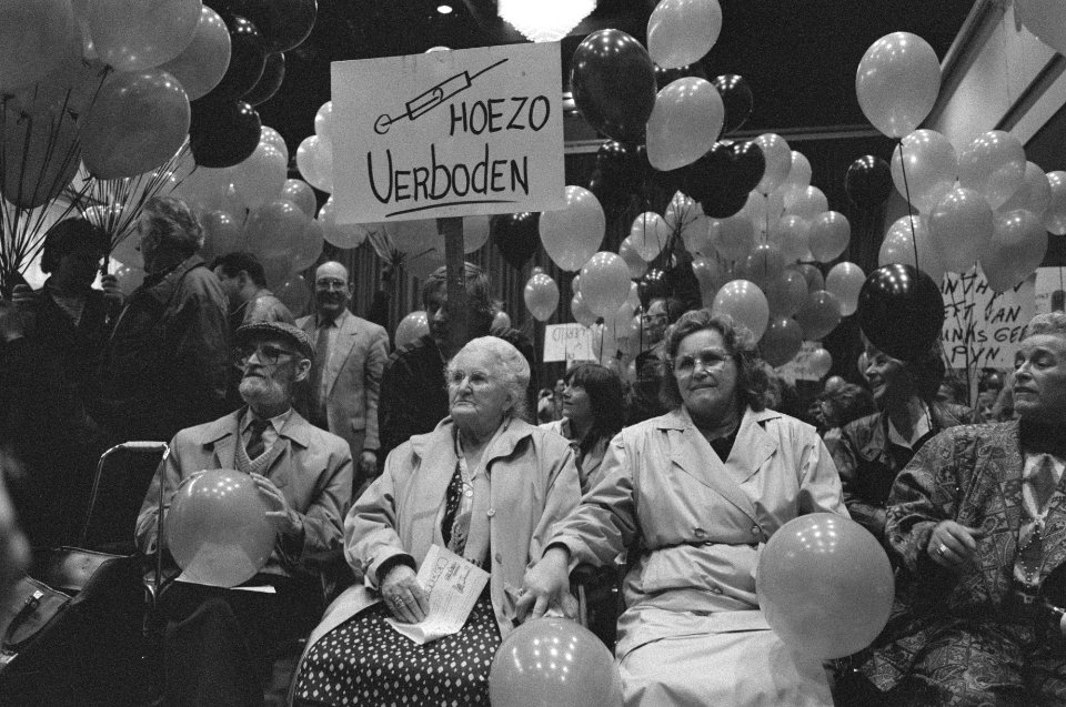 Bewoners Nieuwmarktbuurt en Wallen Amsterdam protesteren tegen drugsoverlast tij, Bestanddeelnr 934-3556